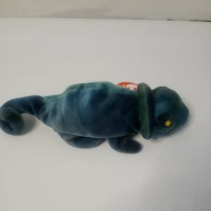 Retired and Rare TY Beanie Baby Rainbow with incorrect fabric and errors/defect